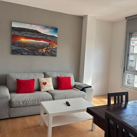 Amplio Piso Con Vistas En La Entrada Del Camino C4 Apartment ซานติอาโก เด กอมโปสเตลา ภายนอก รูปภาพ